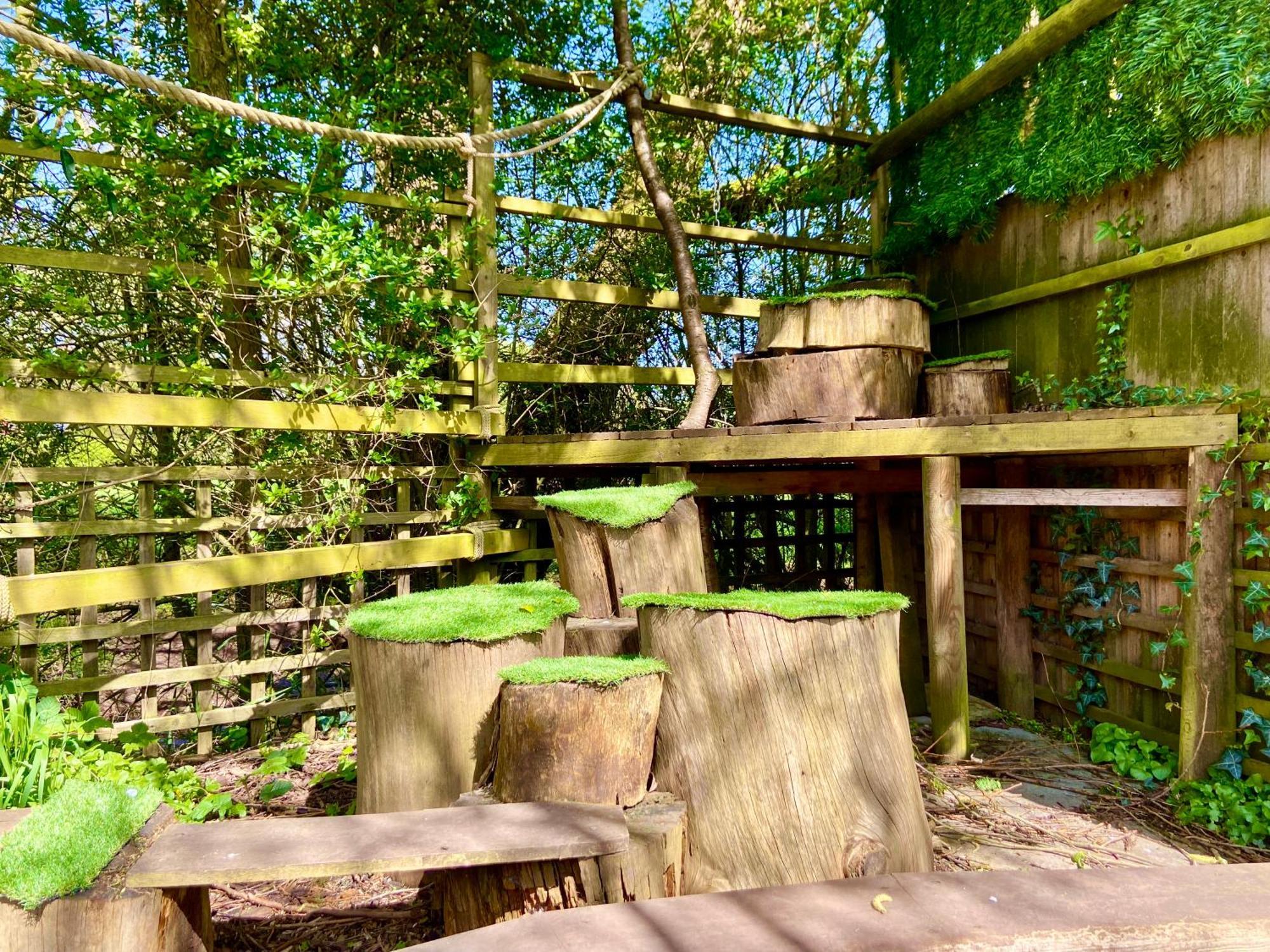 Squirrel Barn Villa Milwich Buitenkant foto